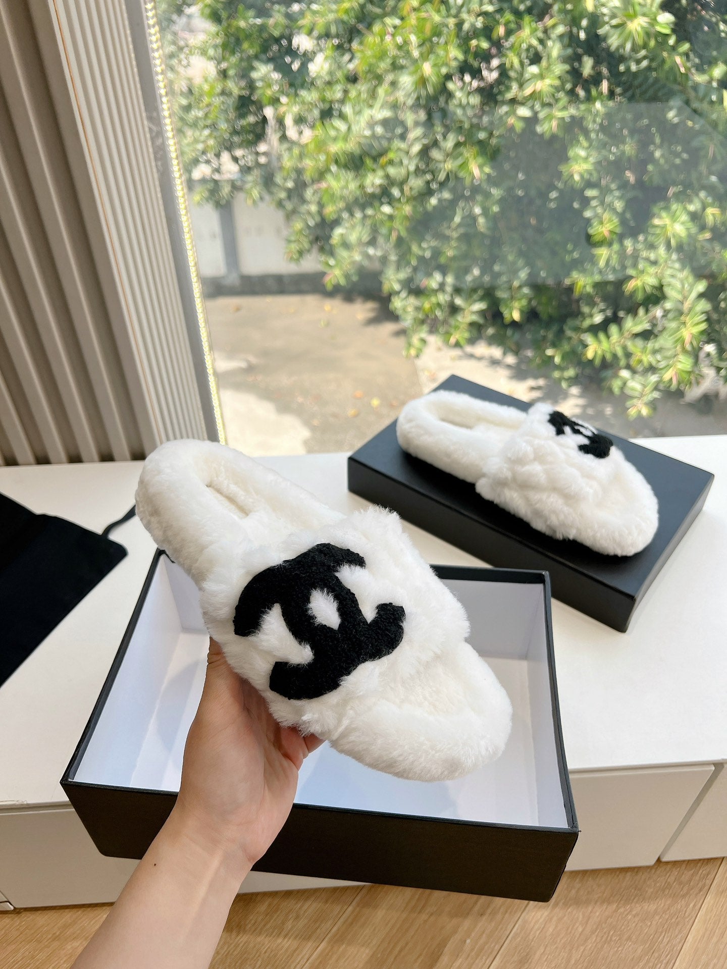 CHL Fur Slippers 3 Color's Woman
