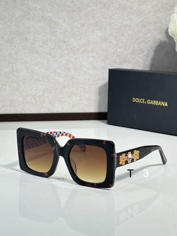G D  Sunglasses