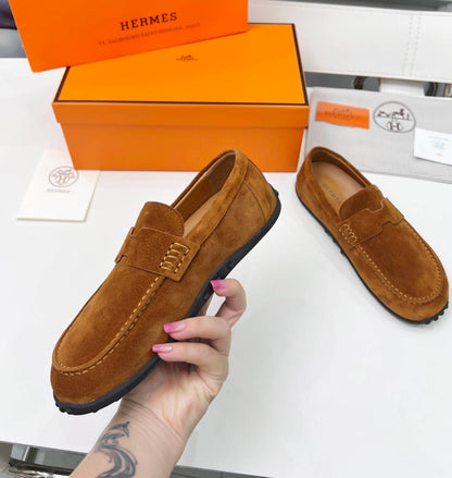 HRM Shoes  Woman 2 Color's  Flat