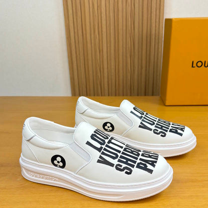 LU Sneakers