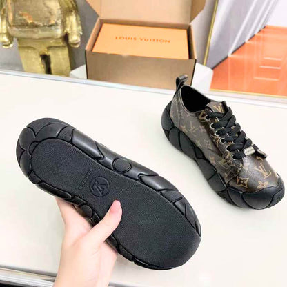 LU  Sneakers Shoes Woman