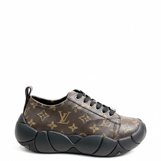 LU  Sneakers Shoes Woman