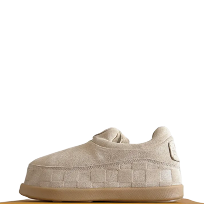 LU  Slip on Shoes UGG YETI  2 Color's