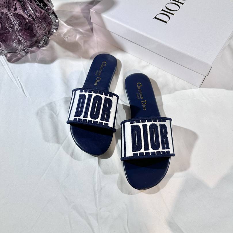 CHD Slippers Woman 42