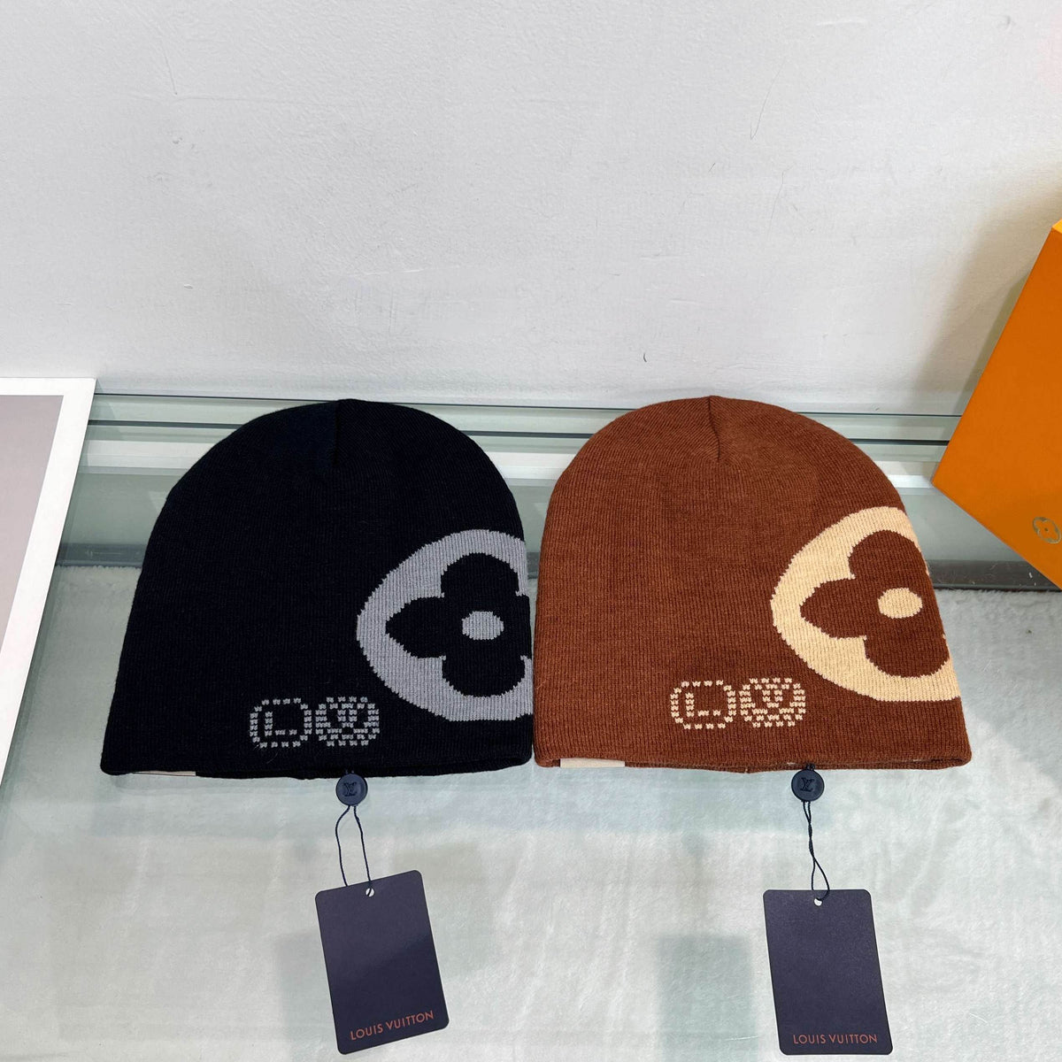 LU Cap Hat 2 Color s' IOFF