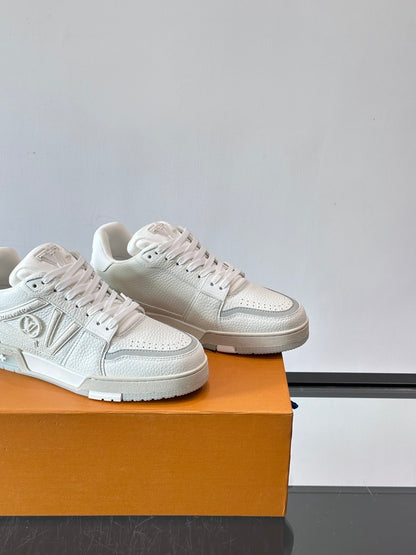 LU Sneakers 2 Color's Trainers