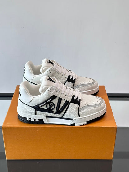 LU Sneakers 2 Color's Trainers