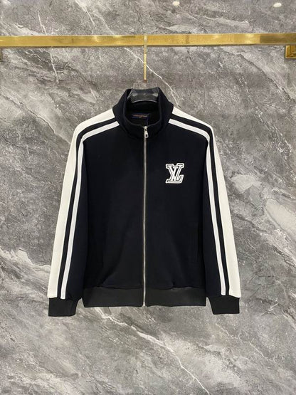 LU Sport Suits   Man