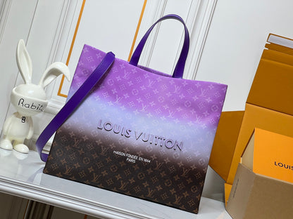 LU Tote bag Monogram 42 cm
