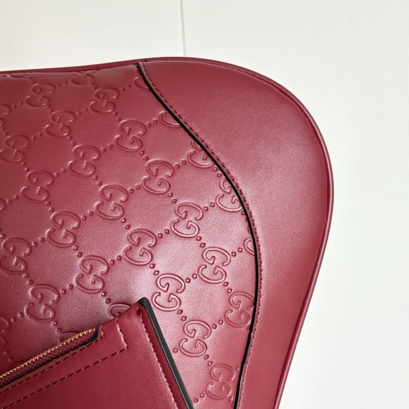 GU Shoulder bag  2 Color's  42 cm