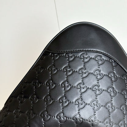 GU Shoulder bag  2 Color's  42 cm