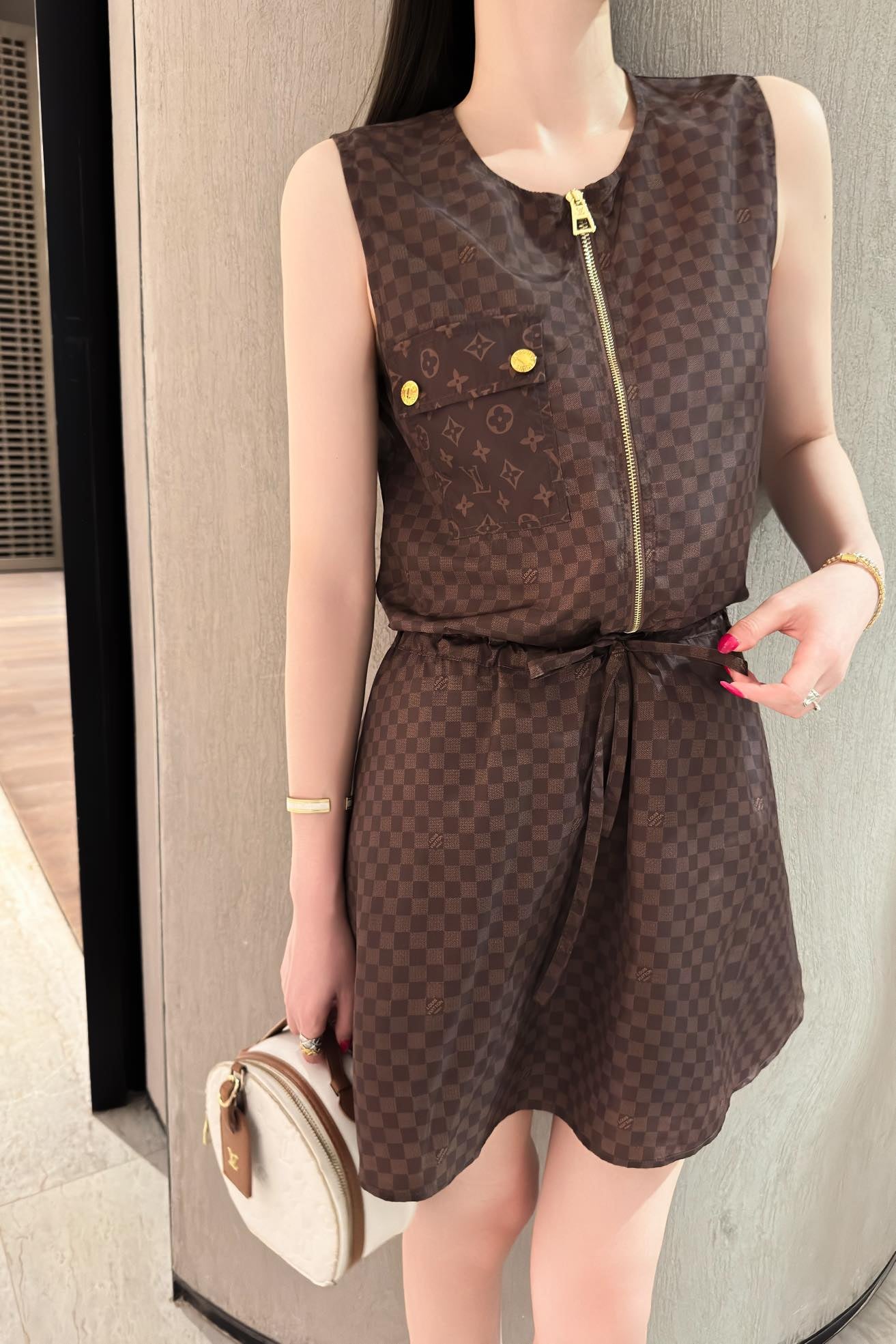 LU dress  Limited ebene