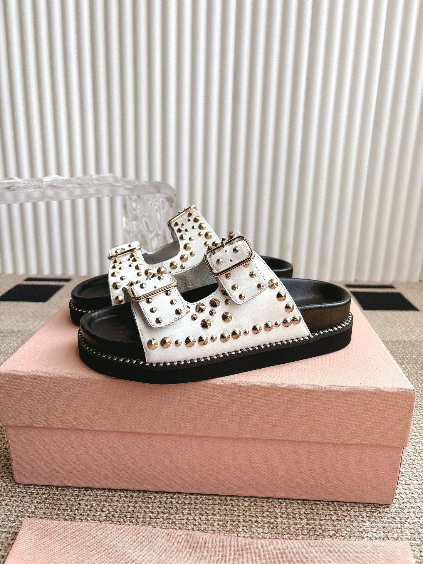 MIU MI  Slippers Sandals 2 Color's Woman
