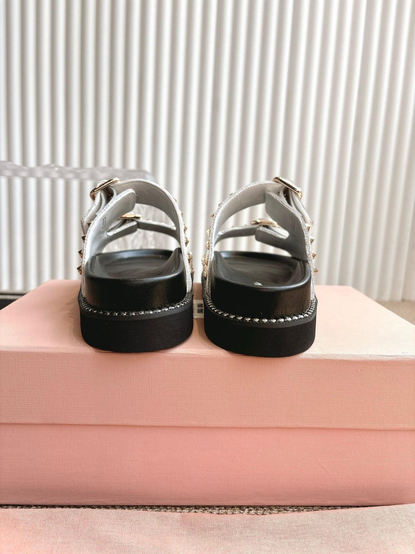 MIU MI  Slippers Sandals 2 Color's Woman