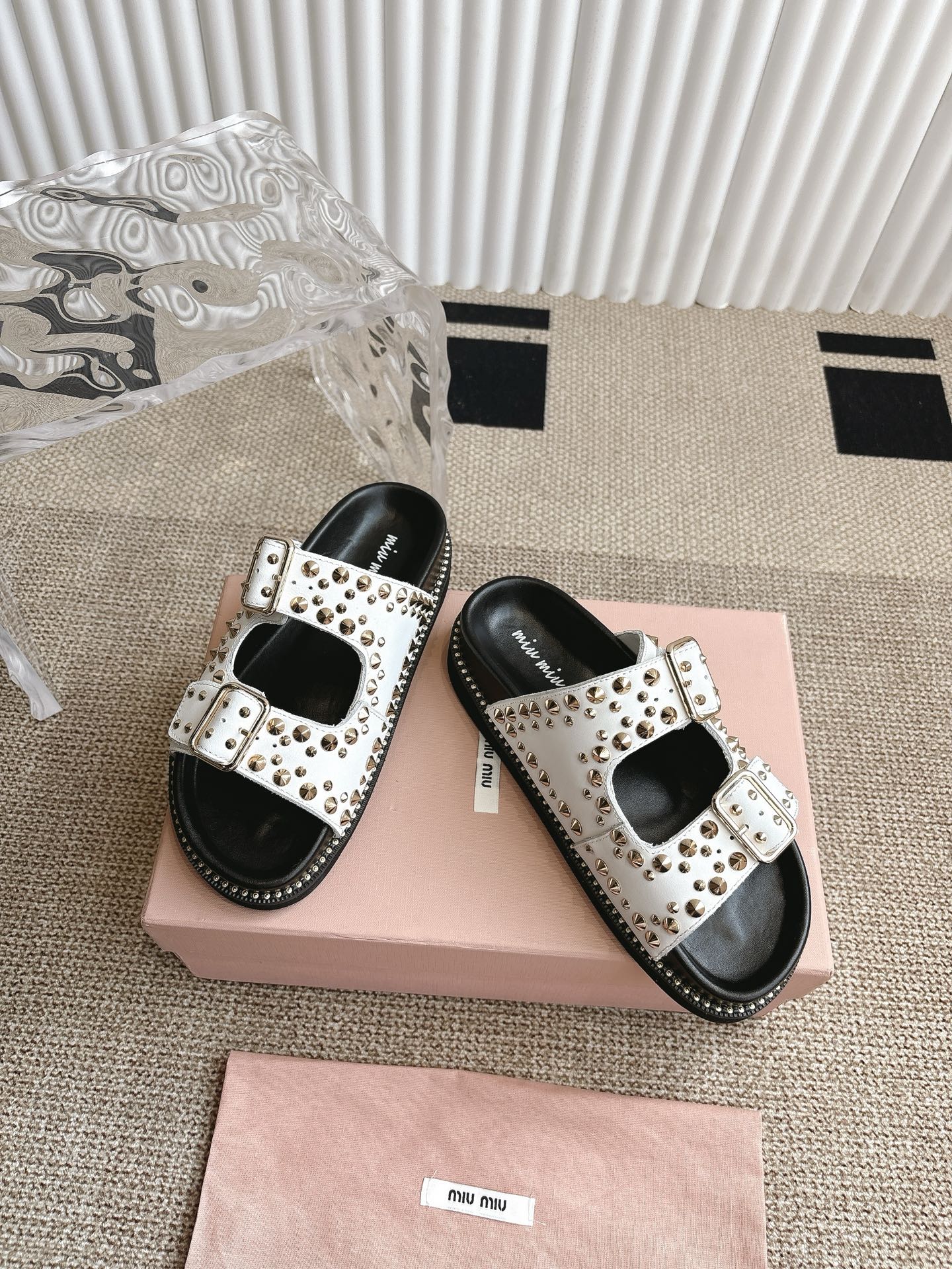 MIU MI  Slippers Sandals 2 Color's Woman