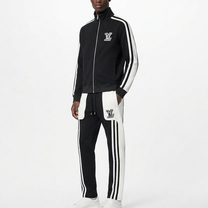 sport suit 