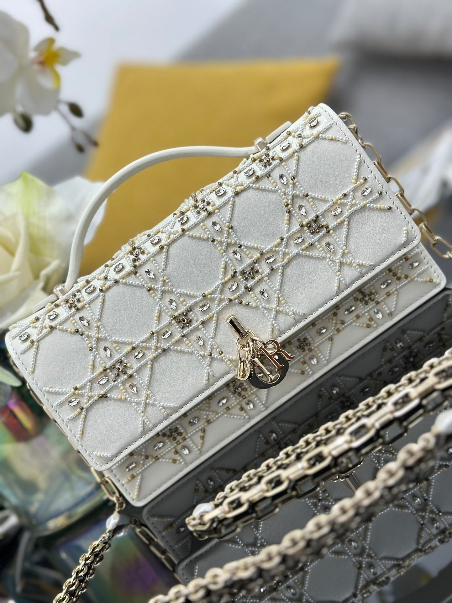 CHD  Bag  Jeweled 22 cm