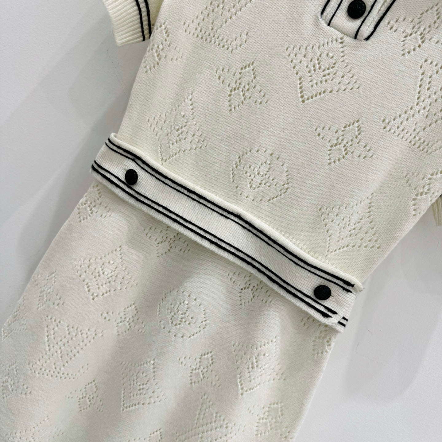LU  Dress  limited IOFF