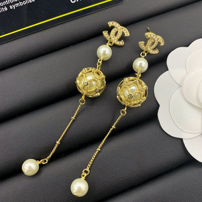 CHL   Fashion earrings