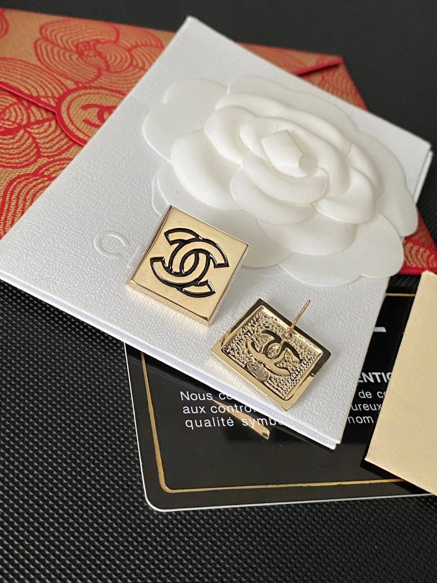 C H L Fashion earrings  SALE-min order required