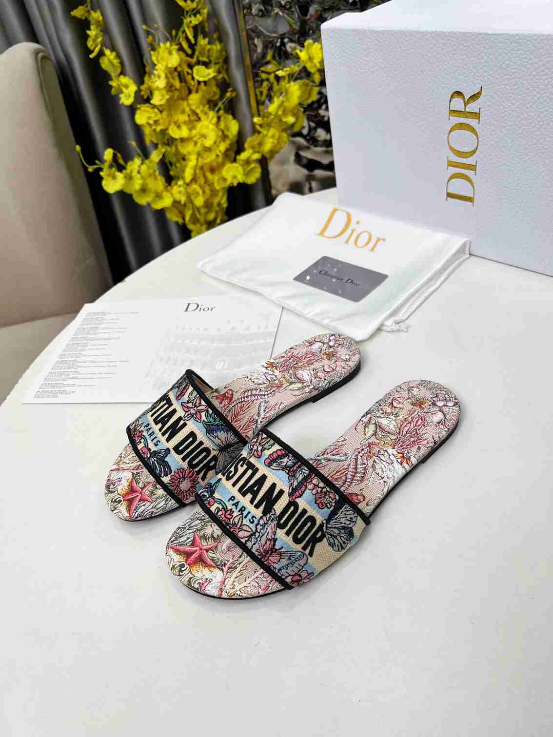 CHD Slippers Woman 42