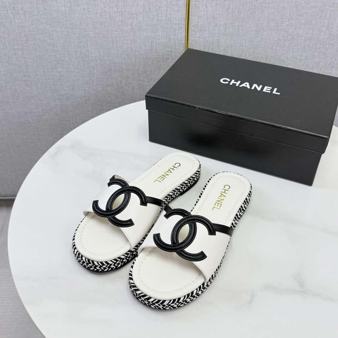 CHL Slippers  Woman  2 Color's