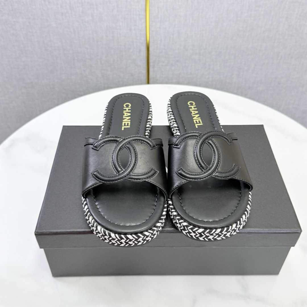 CHL Slippers  Woman  2 Color's