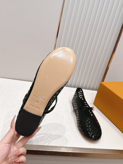 LU Shoes Woman  2 Color's