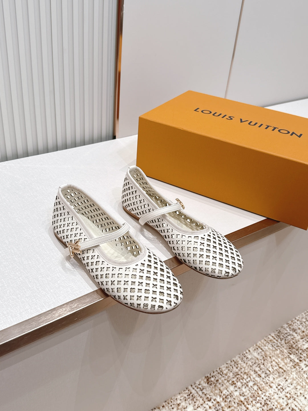 LU Shoes Woman  2 Color's