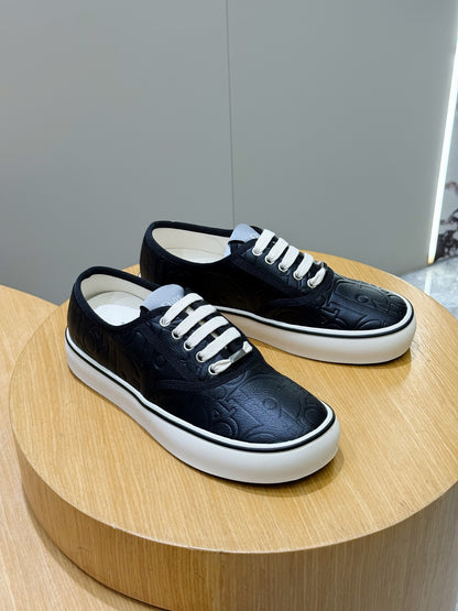 CHD  Sneakers Man Size 2 Color's