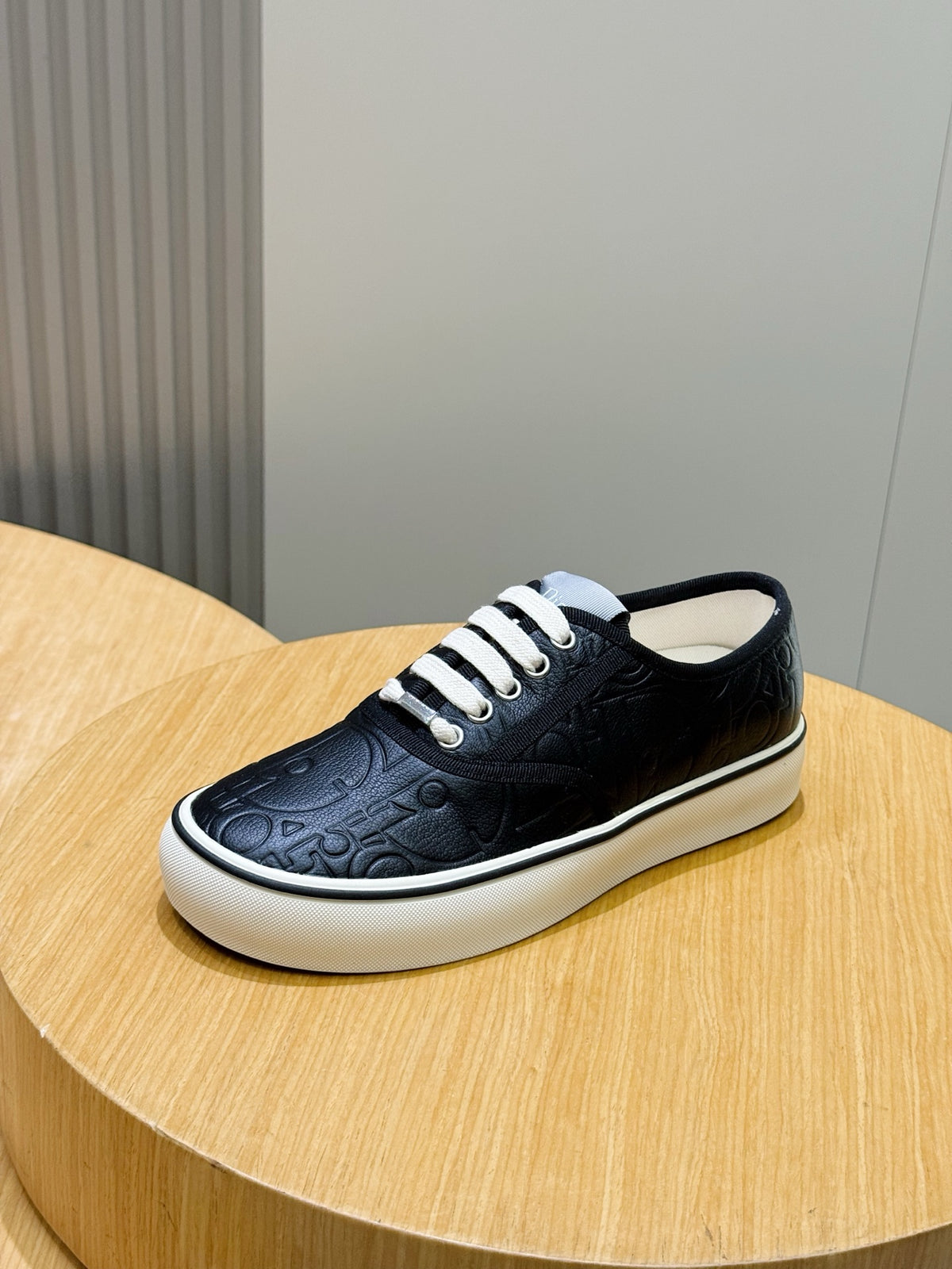 CHD  Sneakers Man Size 2 Color's