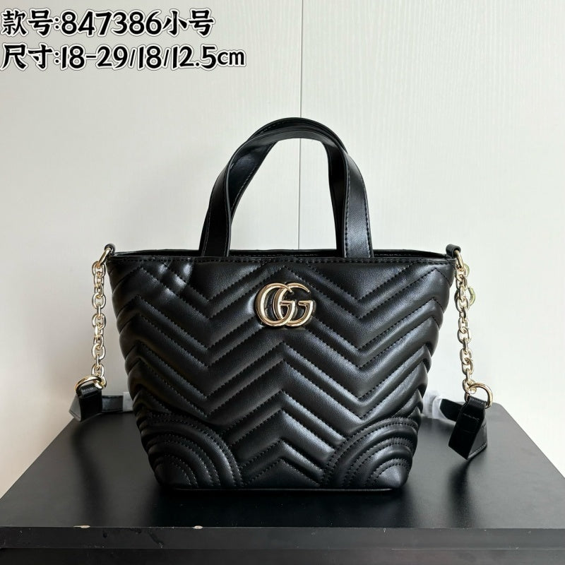 GU Betty  bag  2 Color's  2 Size's