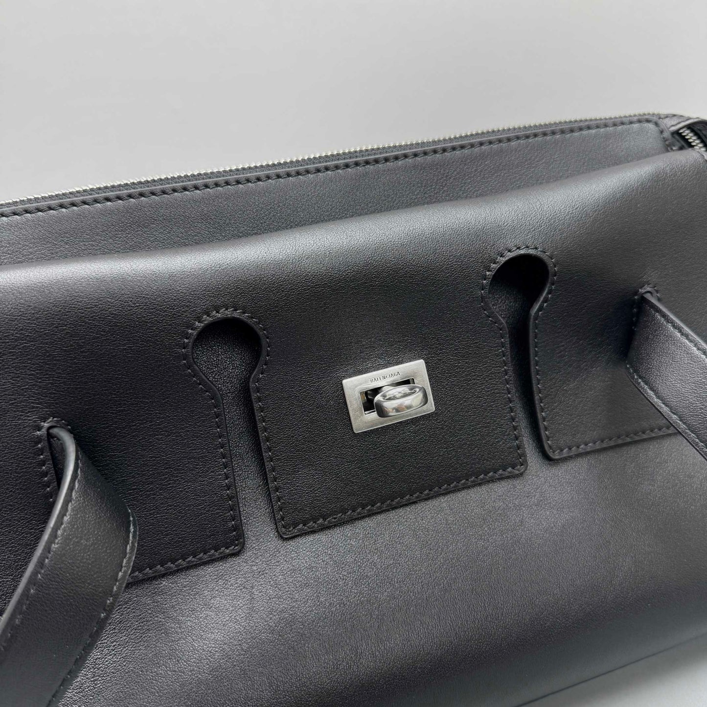 SNBAL Bel Air Zipped Messenger  Bag  28 cm