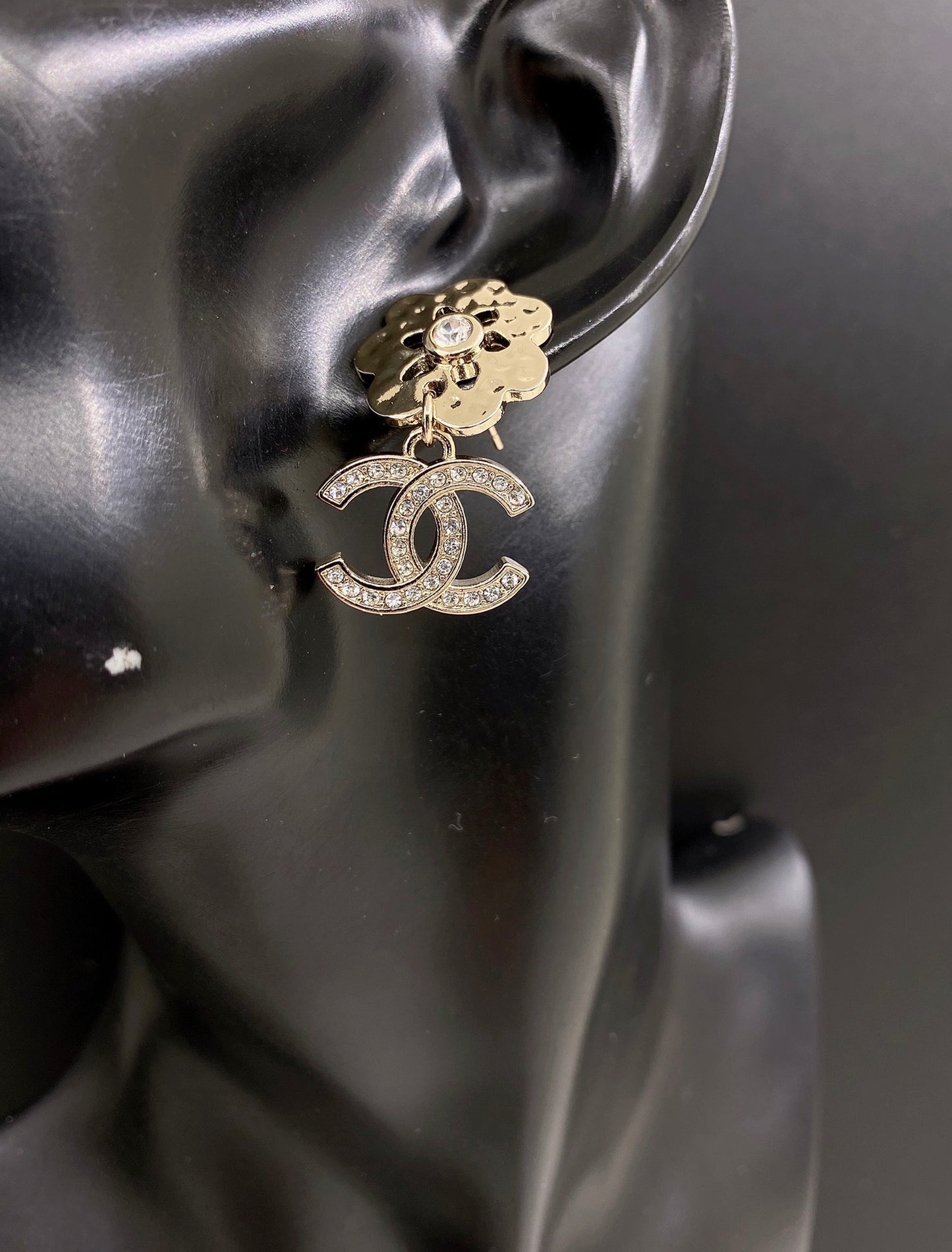 CHL Fashion earrings