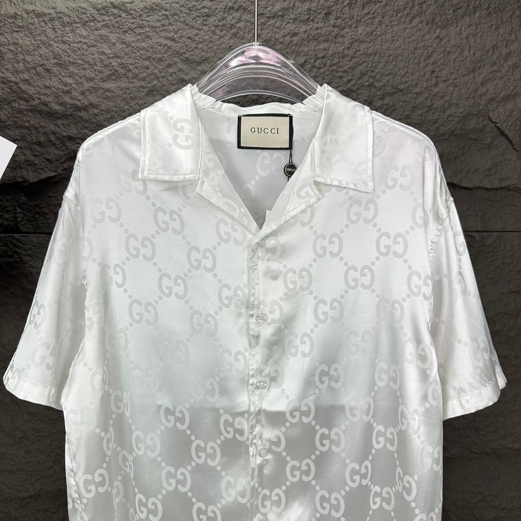 GU  T-shirt Silk Shirt 2 Color 's