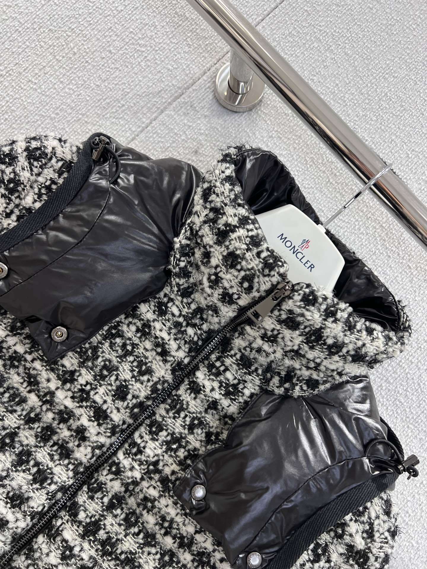 MONCR Woman Down Jacket 2 Color's