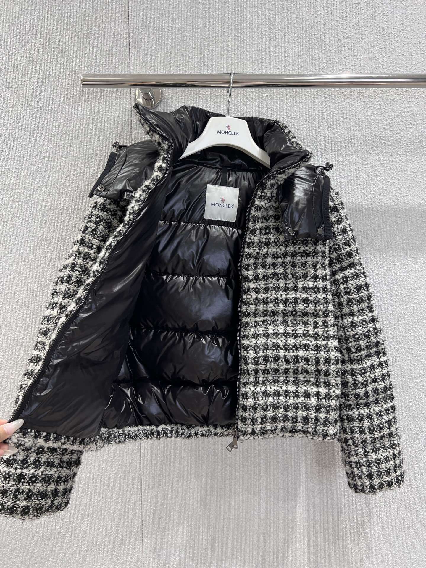 MONCR Woman Down Jacket 2 Color's