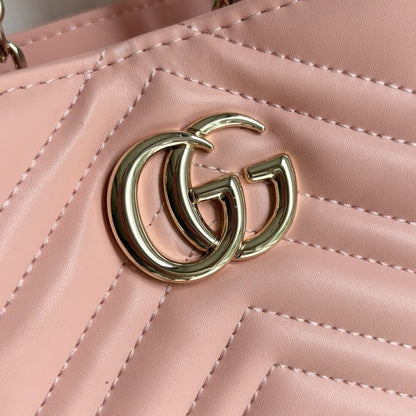 GU Betty  bag  2 Color's  2 Size's