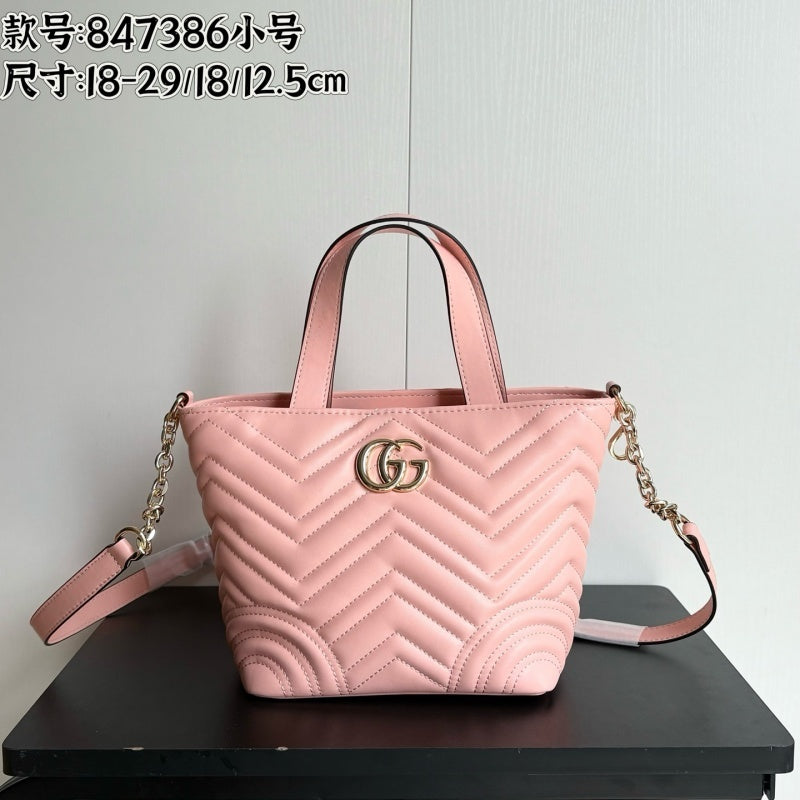 GU Betty  bag  2 Color's  2 Size's