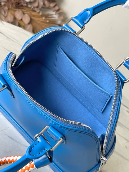 LU  Bag  23 cm  2 Color's