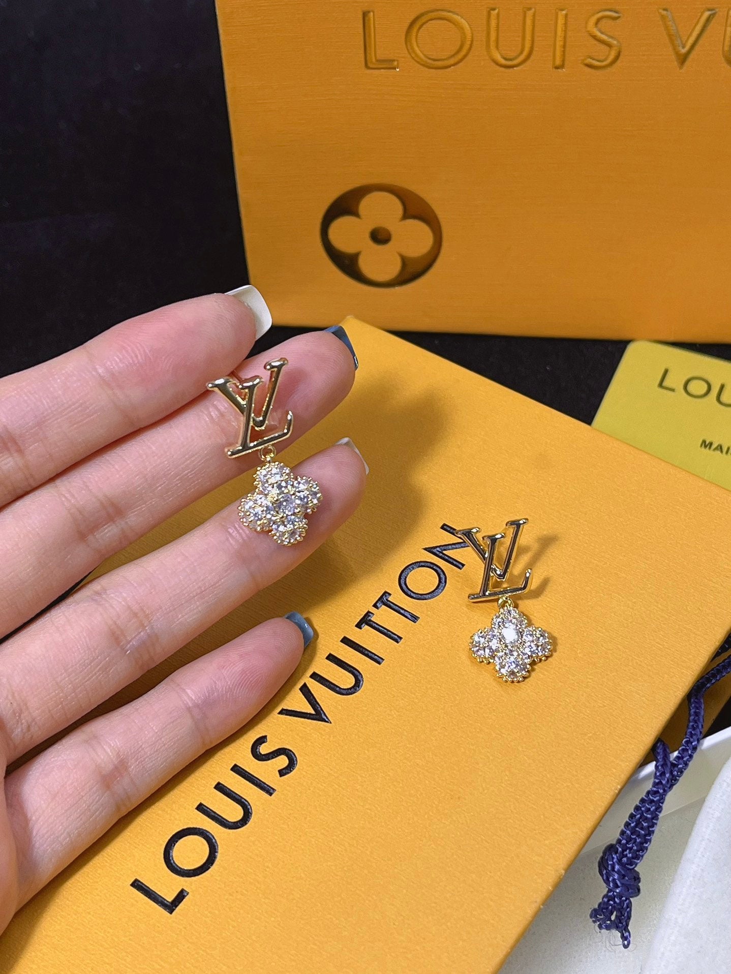 CART Earrings SALE-min order required