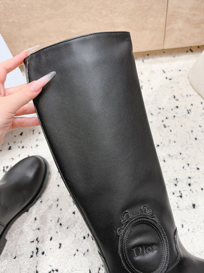 CHD Boots Woman High Medalion