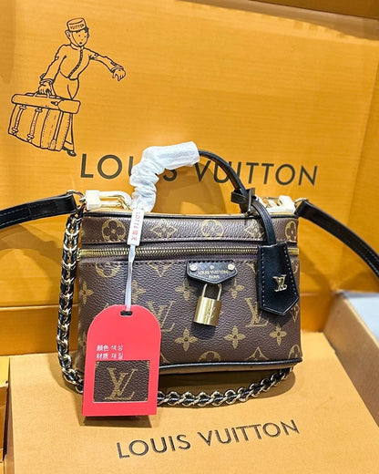 LU  Bag Vanity 19 cm Brown