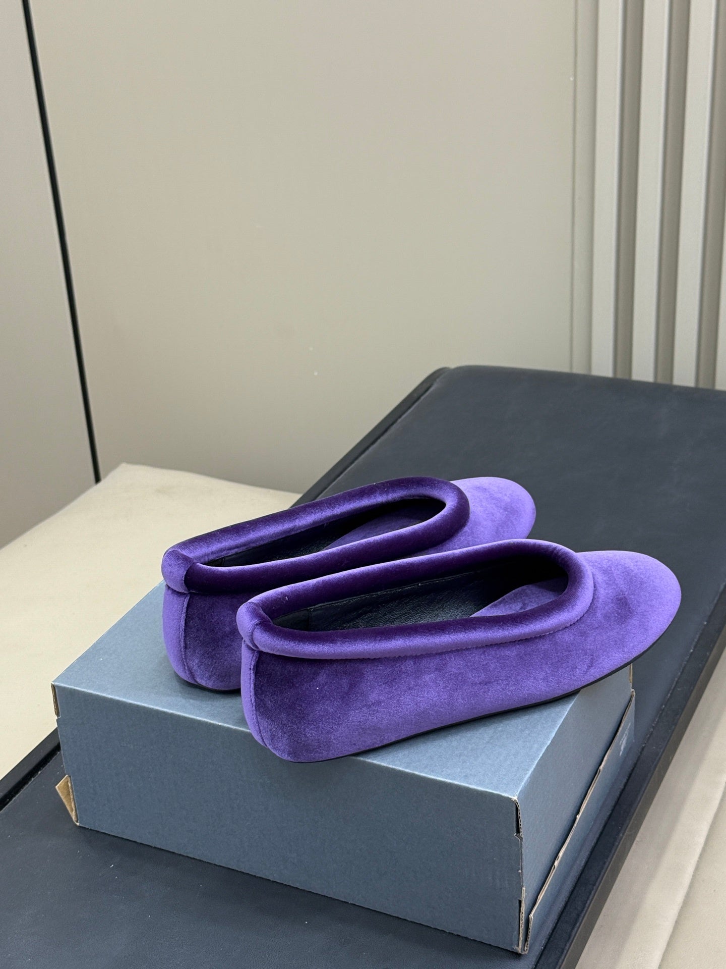 AL1A  Woman Shoes 3 Color's Flat