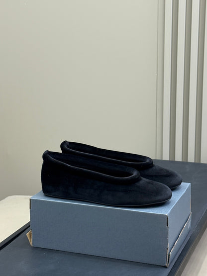 AL1A  Woman Shoes 3 Color's Flat
