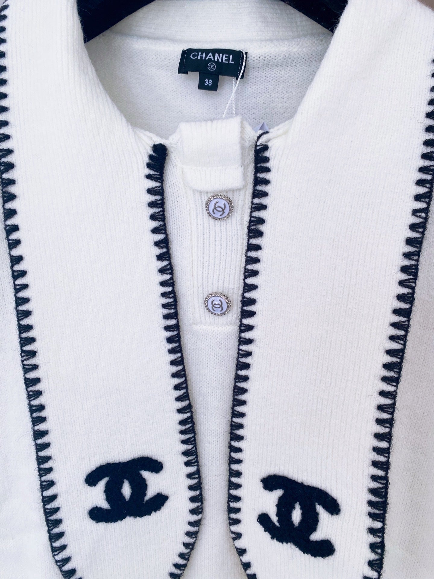 CHL Sweater 2 Color's