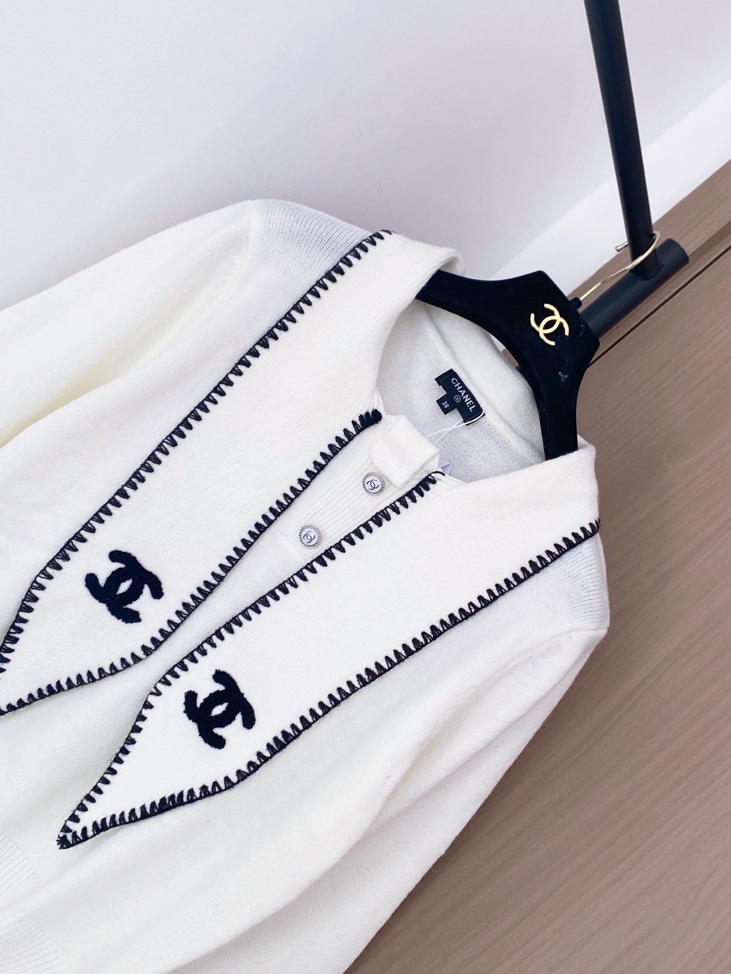 CHL Sweater 2 Color's