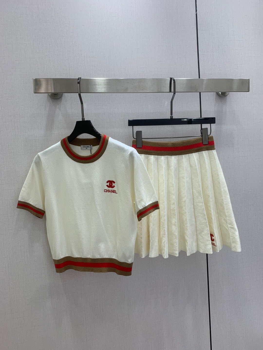 CHL Woman Sweater  Skirt set 2 Color's GQ
