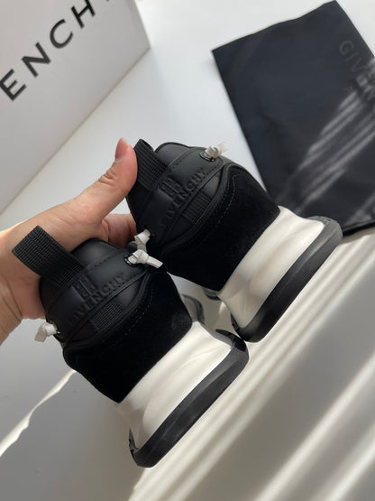 GIVENJY  Sneakers Man 4 Color's