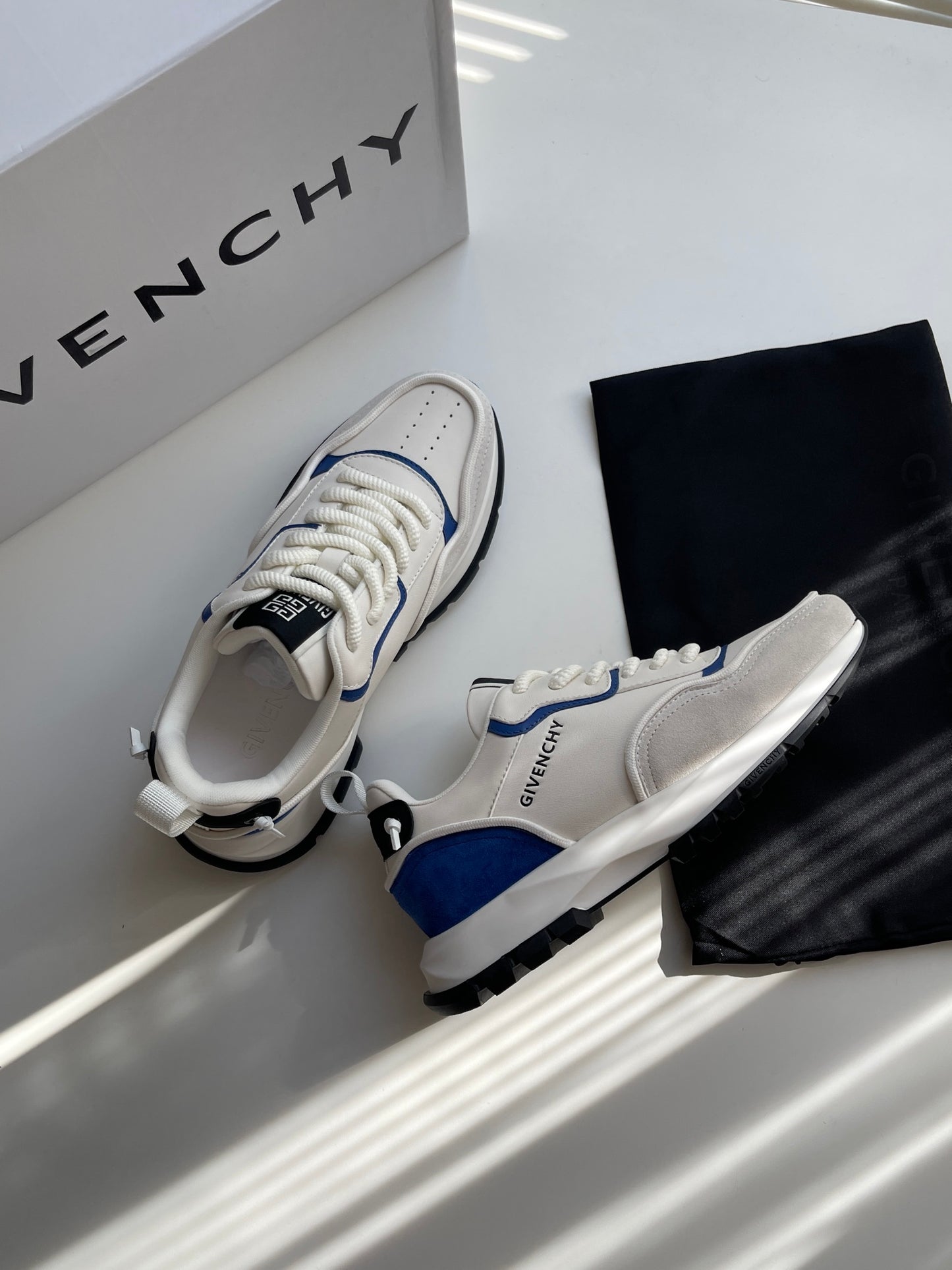 GIVENJY  Sneakers Man 4 Color's